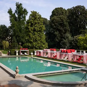 5* Отель Four Seasons